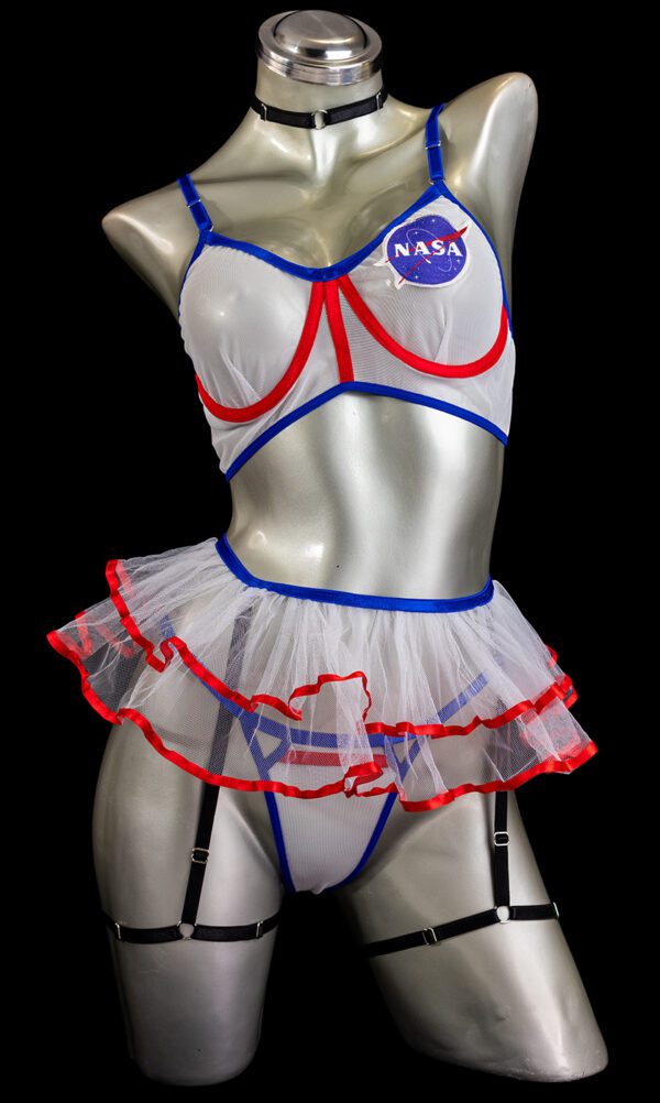 Falda liguero blanco nasa